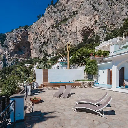 By Myvillacollection