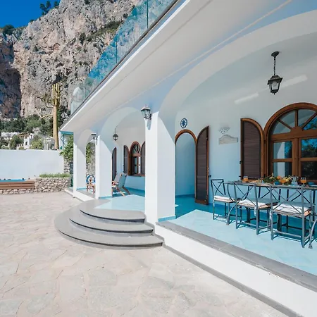 By Myvillacollection Villa Capri